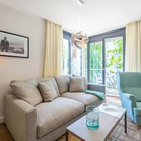 Maxim App 4 Apartment *